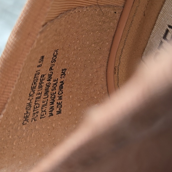 Steve Madden Cherish Cream and Black Flats Low Block Heel with Bow Accent - Picture 8 of 10